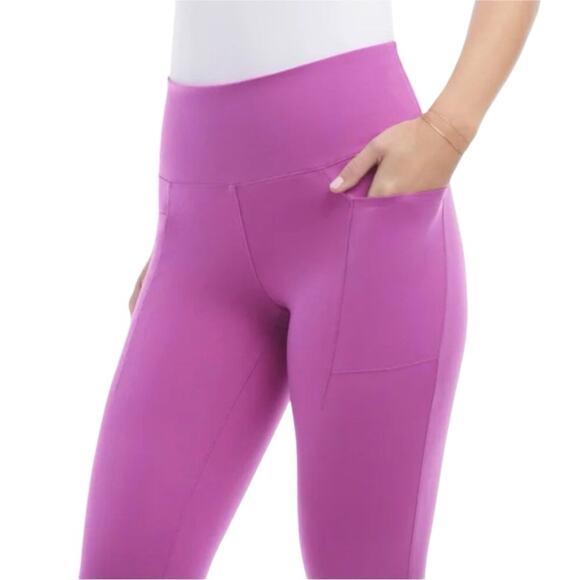 NWT, Danskin Ladies' Legging, Size XXL - Picture 4 of 5